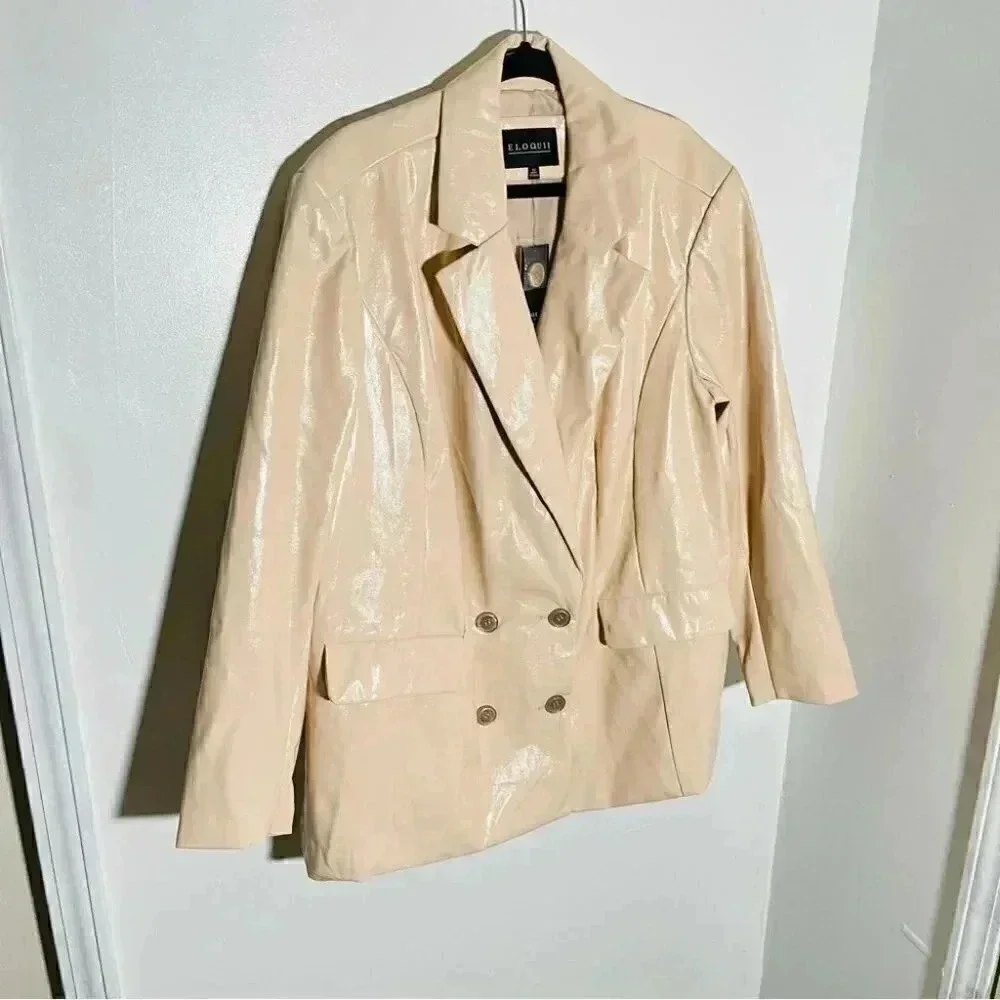 NWT Eloquii Patent Faux Leather Blazer Macadamia